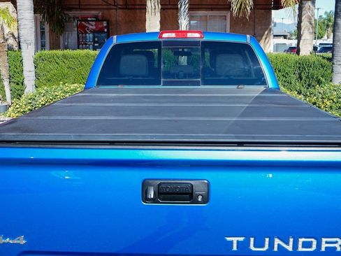 Used 2016 Toyota Tundra SR5 image 8