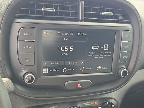 Certified 2025 Kia Soul LX w/ LX Technology Package FWD image 22