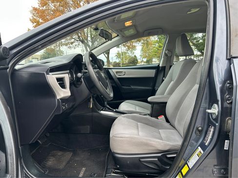 Used 2015 Toyota Corolla LE Premium image 10
