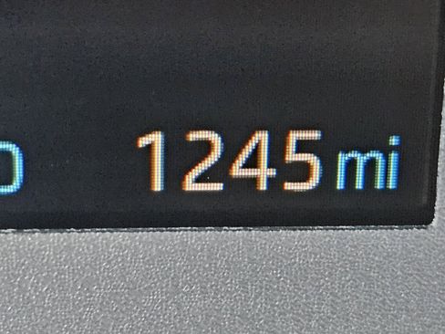 Certified 2025 Toyota Corolla Cross L image 18