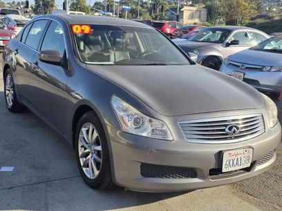Used 2009 INFINITI G37 Journey w/ Premium Pkg