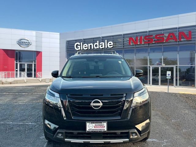 Certified 2022 Nissan Pathfinder SL w/ SL Premium Package AWD/4WD image 2