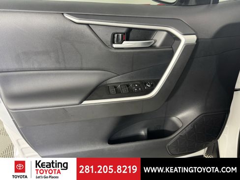 New 2025 Toyota RAV4 XLE image 15