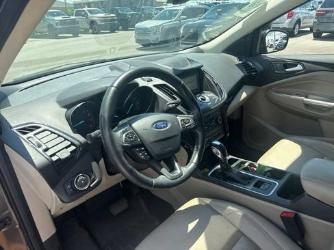 Used 2019 Ford Escape Titanium FWD image 10