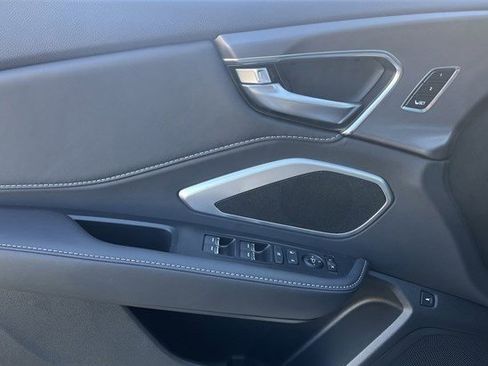 Used 2026 Acura RDX SH-AWD image 25