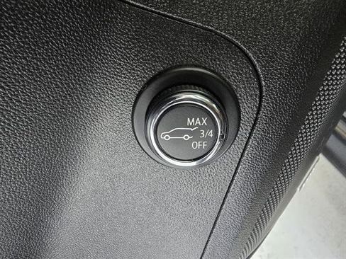 Used 2020 GMC Acadia Denali image 19