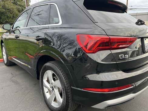Used 2021 Audi Q3 2.0T Premium Plus w/ Premium Plus Package AWD/4WD image 8