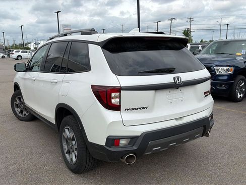 Used 2023 Honda Passport TrailSport image 4