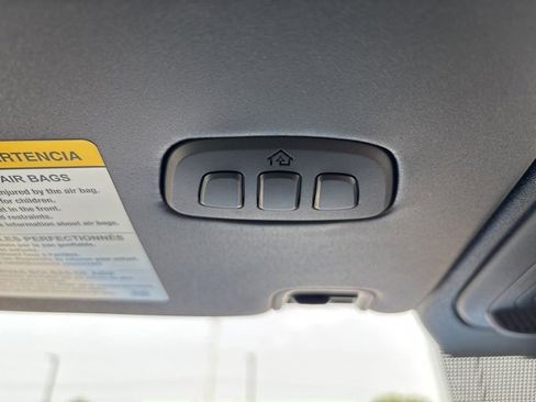 Used 2024 Ford Bronco Badlands image 33