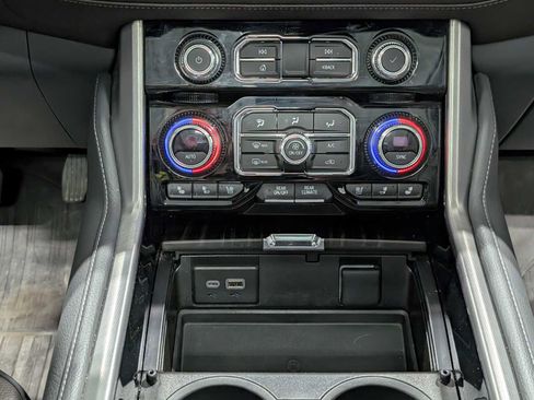 Certified 2023 GMC Yukon Denali w/ LPO, Floor Liner Package AWD/4WD image 19