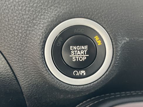 Used 2023 Dodge Challenger R/T RWD image 19