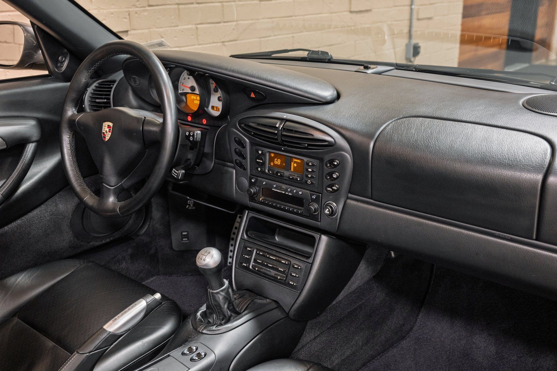 Used 2001 Porsche Boxster RWD image 23