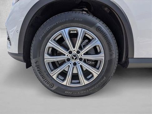 Used 2026 Mercedes-Benz GLC 300 4MATIC image 24