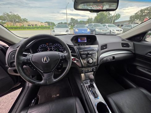 Used 2013 Acura ILX w/ Premium Package FWD image 10
