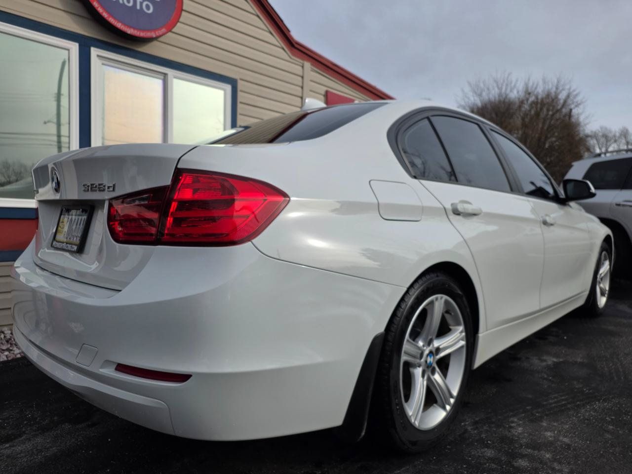Used 2014 BMW 328d xDrive Sedan AWD/4WD image 6