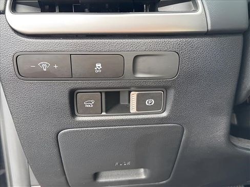 Certified 2024 Hyundai Palisade SEL FWD image 23