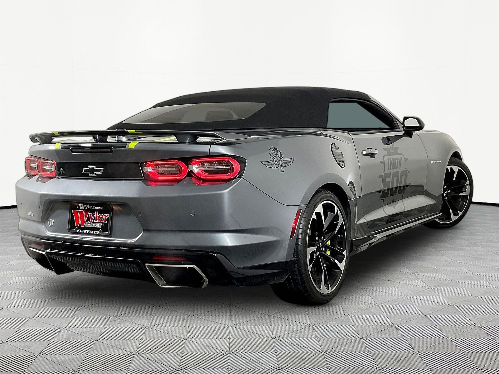 Used 2021 Chevrolet Camaro SS RWD image 6