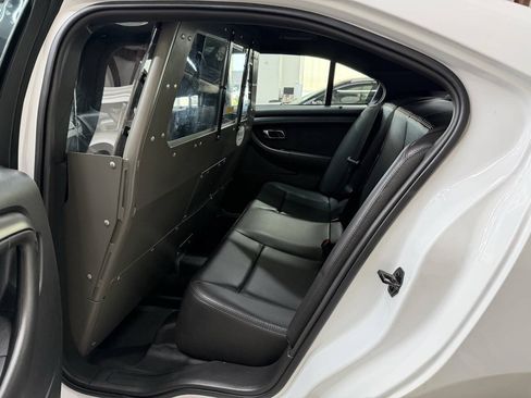 Used 2016 Ford Taurus Police Interceptor AWD image 13