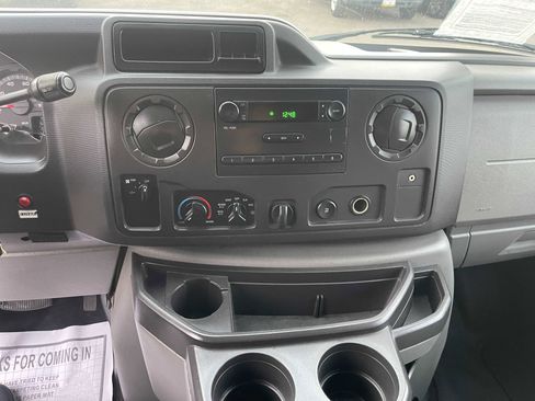 Used 2013 Ford E-150 and Econoline 150 image 20