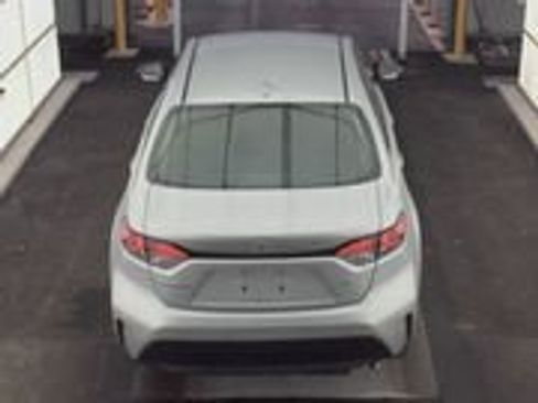Used 2024 Toyota Corolla LE image 1
