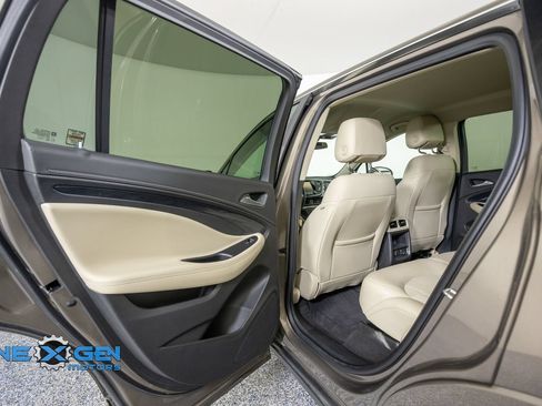 Used 2018 Buick Envision Preferred FWD image 24