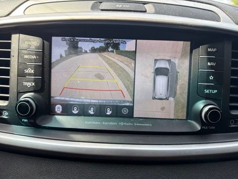 Used 2020 Kia Sorento SX AWD/4WD image 11
