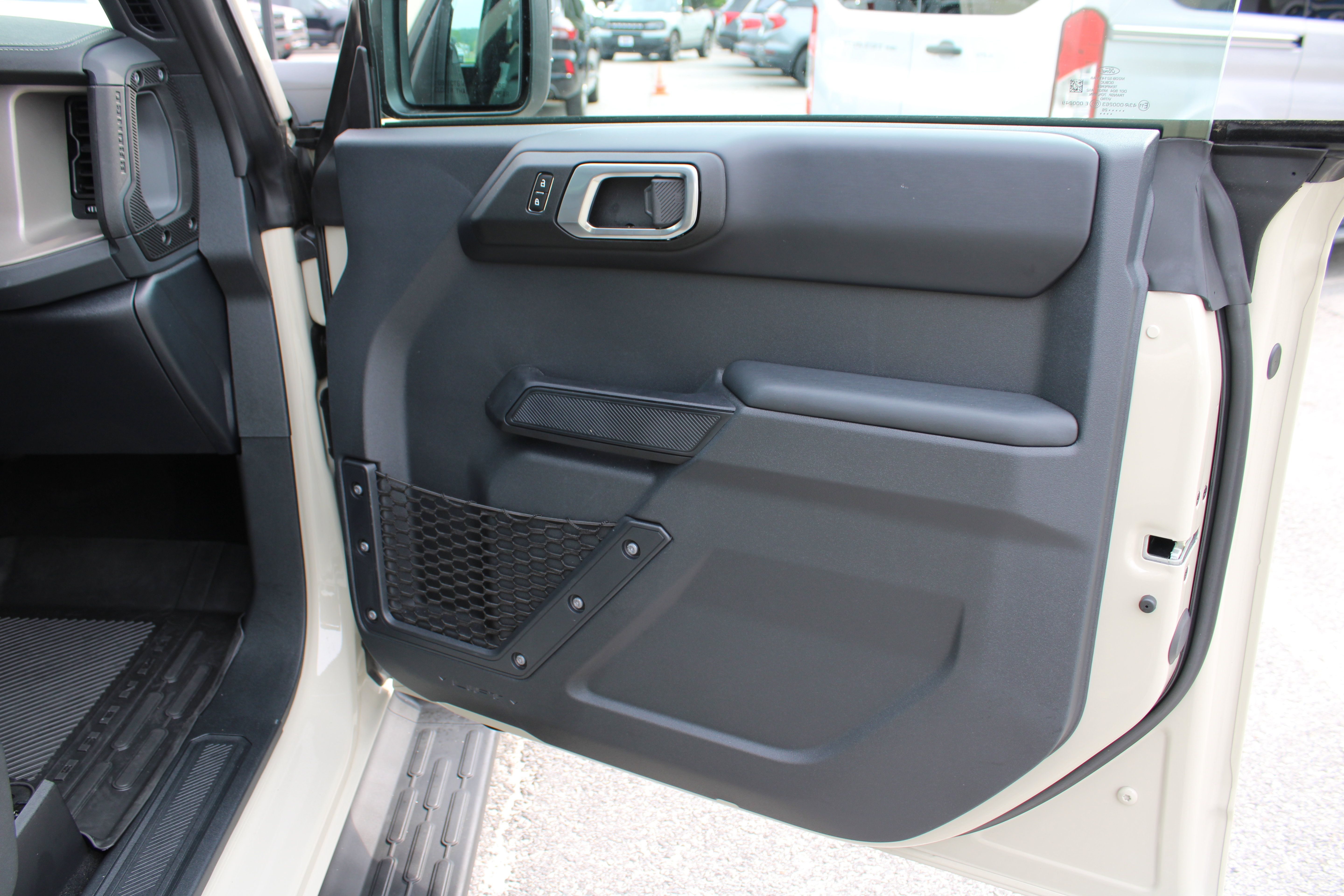 Used 2026 Ford Bronco Outer Banks AWD/4WD image 16
