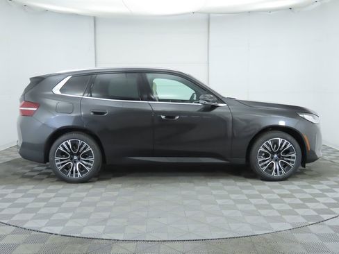 Used 2025 BMW X3 xDrive30i w/ Premium Package image 4