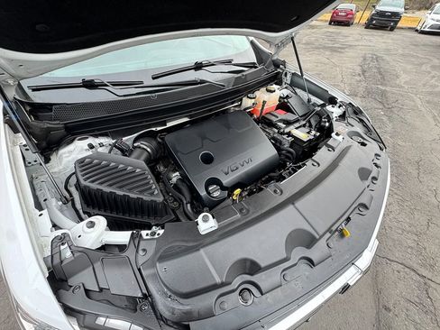 Used 2021 Chevrolet Traverse LS image 35