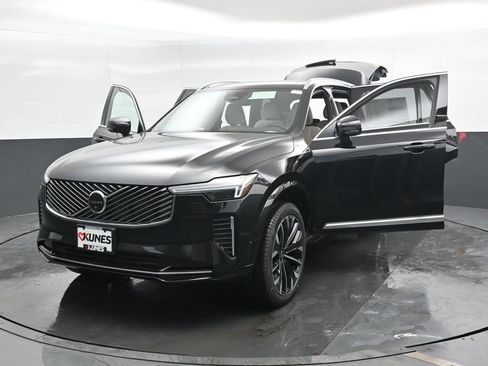 New 2026 Volvo XC90 B6 Plus w/ Protection Package AWD/4WD image 46
