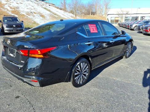 Certified 2024 Nissan Altima 2.5 SV image 5