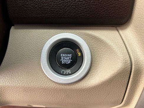 Used 2017 RAM 1500 Laramie w/ Convenience Group image 36