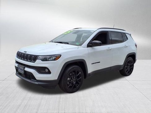 New 2025 Jeep Compass Latitude w/ Altitude Special Edition image 4