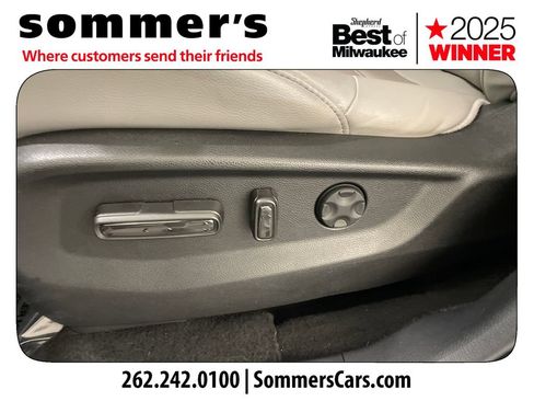 Used 2020 Honda CR-V Touring image 10