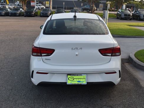 Used 2023 Kia Rio S w/ Technology Package FWD image 9