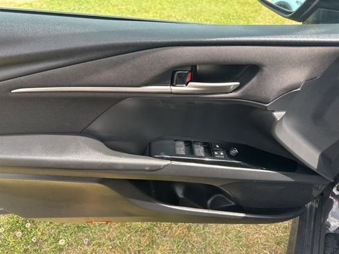 Used 2025 Toyota Camry LE FWD image 11