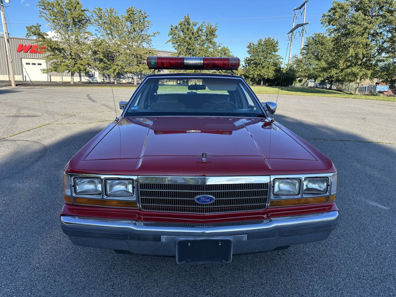 Used 1990 Ford LTD Crown Victoria RWD image 32