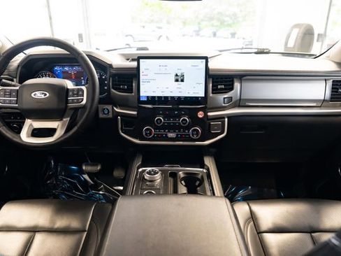 Used 2024 Ford Expedition Max XLT AWD/4WD image 10