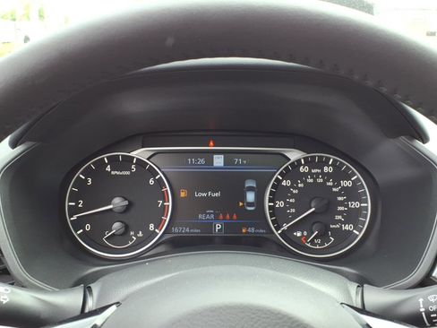 Used 2024 Nissan Altima 2.5 SL FWD image 17