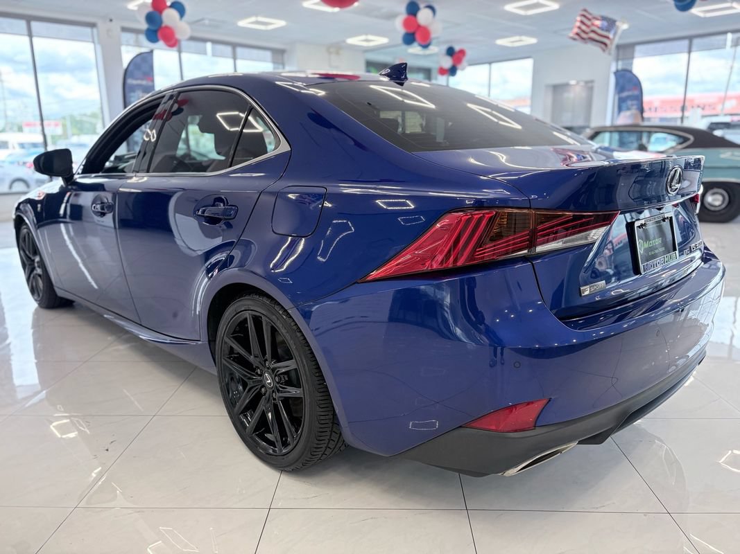 Used 2020 Lexus IS 300 F Sport w/ Blackline Edition AWD/4WD image 10