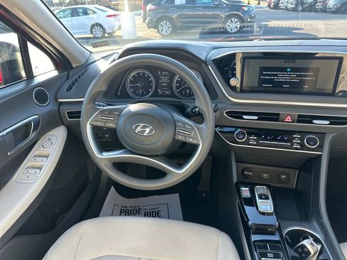Used 2023 Hyundai Sonata SEL FWD image 17