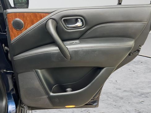 Used 2018 INFINITI QX80 Base w/ Driver Assistance Package image 28