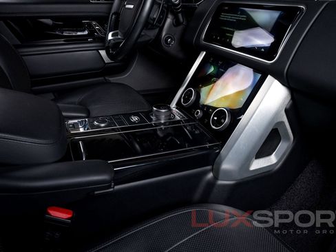 Used 2019 Land Rover Range Rover HSE image 56