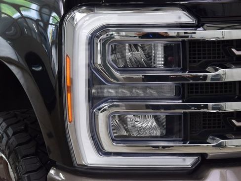 Used 2023 Ford F250 King Ranch image 10