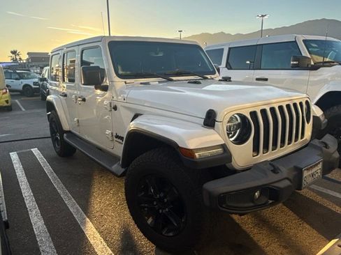 Used 2021 Jeep Wrangler Unlimited Sahara AWD/4WD image 1