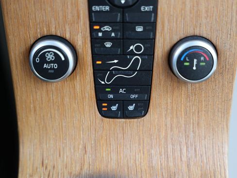 Used 2008 Volvo C70 T5 image 31