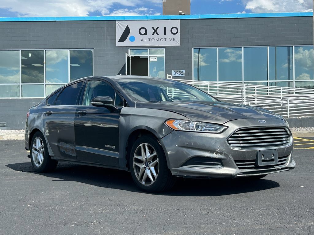 Used 2013 Ford Fusion SE FWD image 1