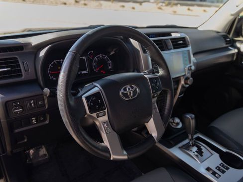 Used 2023 Toyota 4Runner SR5 Premium w/ Moonroof Package AWD/4WD image 20