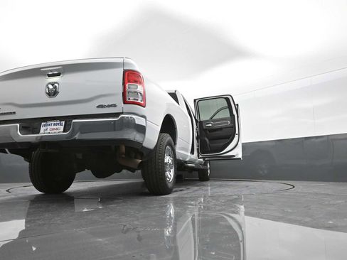 Used 2022 RAM 3500 Big Horn image 89