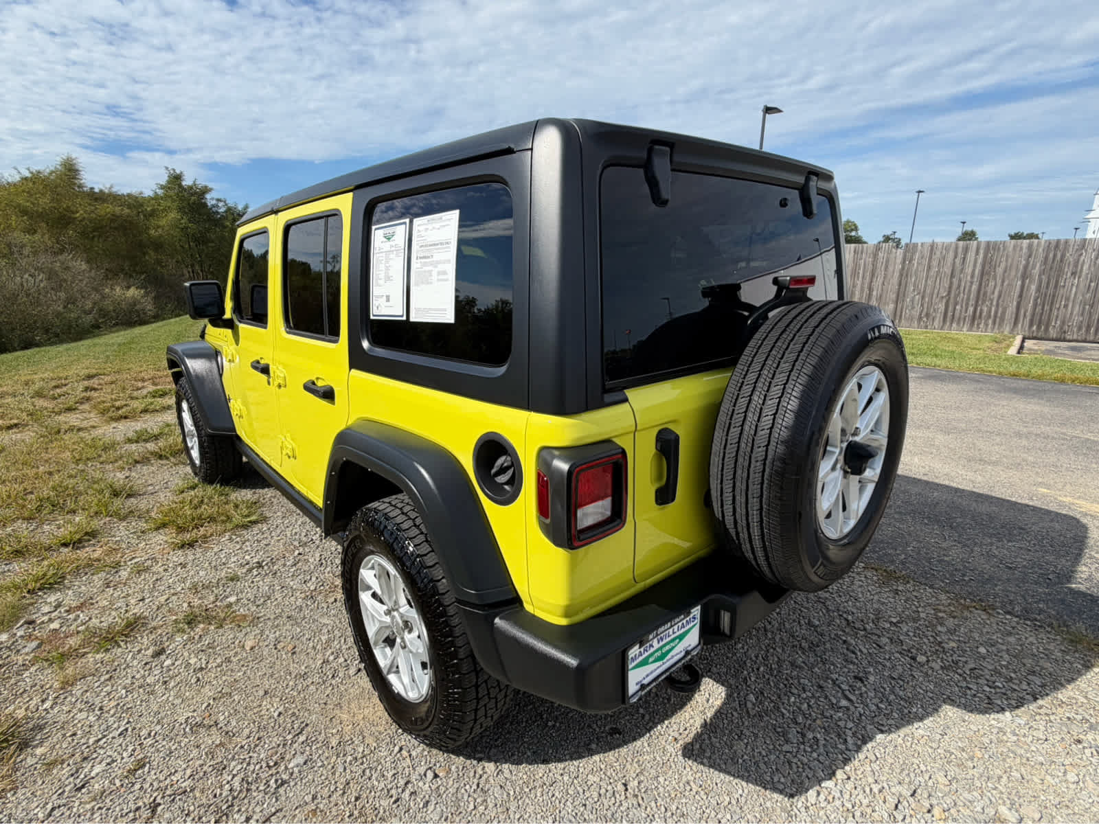 Used 2023 Jeep Wrangler Unlimited Sport AWD/4WD image 7